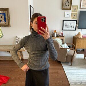 J.Mclaughlin knit grey turtleneck size small